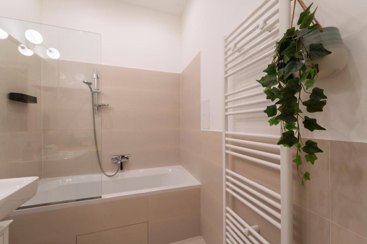 Josef'S Home I Premium Apartment In Ideal Location Wien Eksteriør bilde